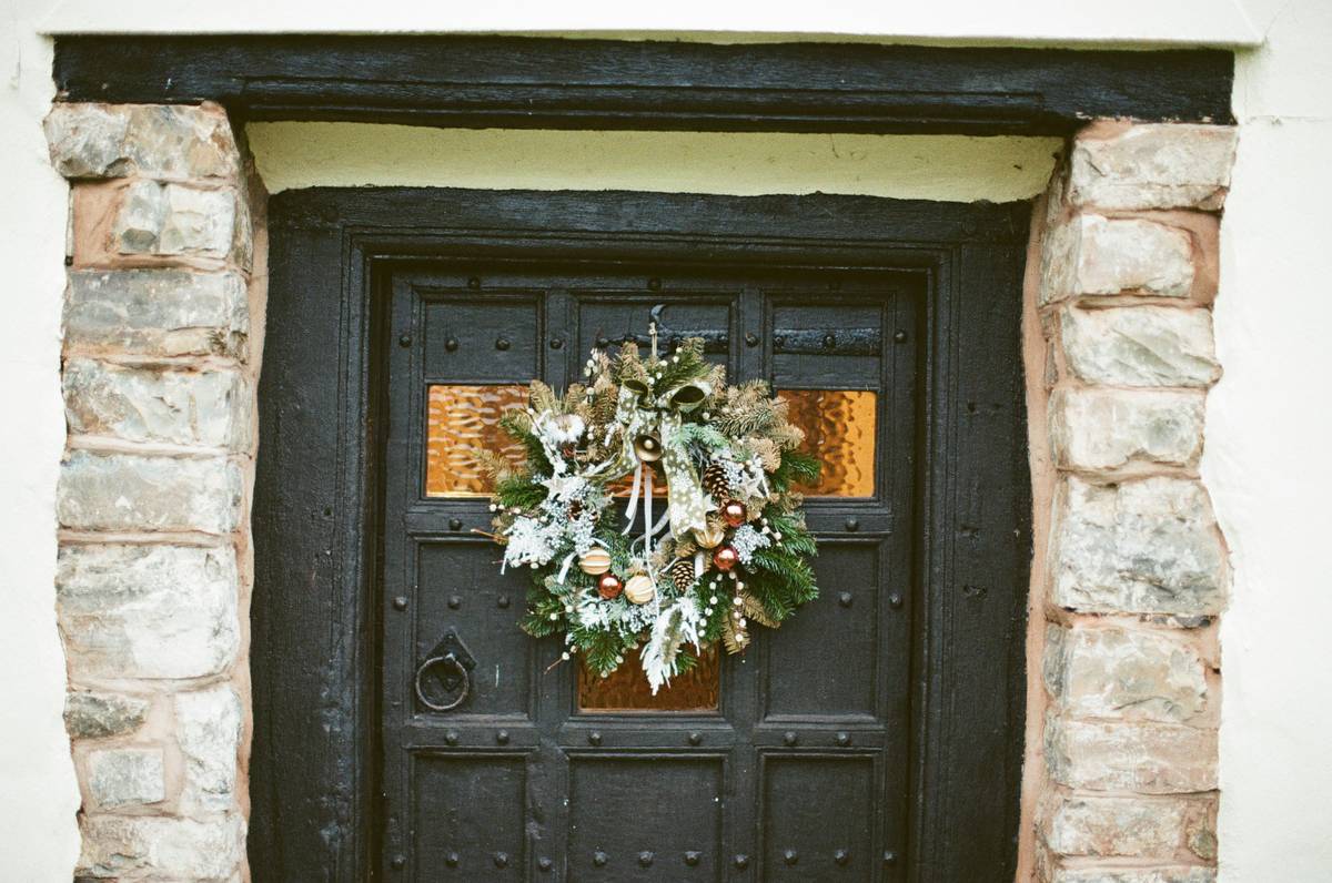 Wreaths for Christmas Decor: 7 Proven Tips to Avoid Costly Mistakes